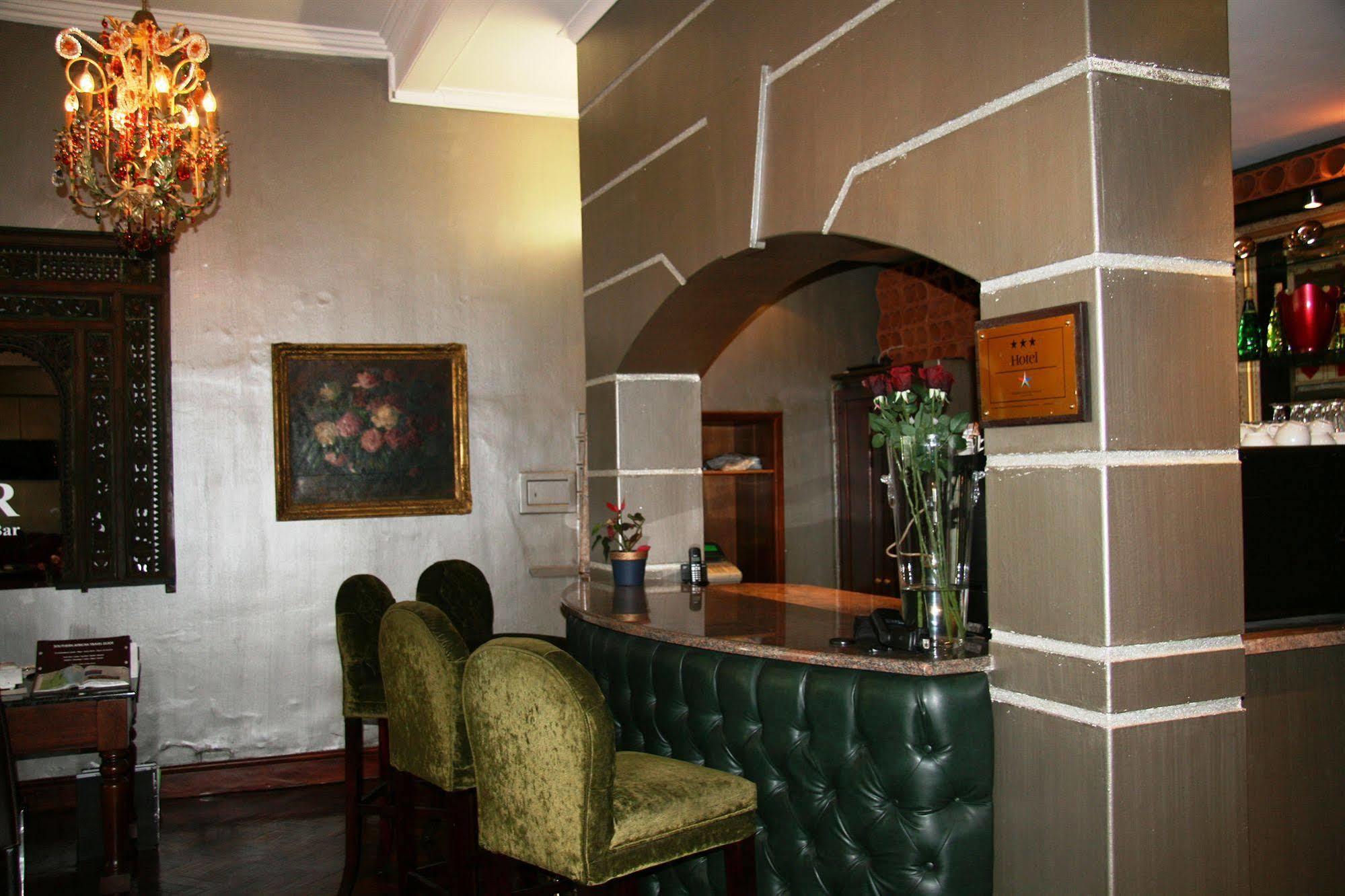 Tudor Hotel Cape Town Exterior photo