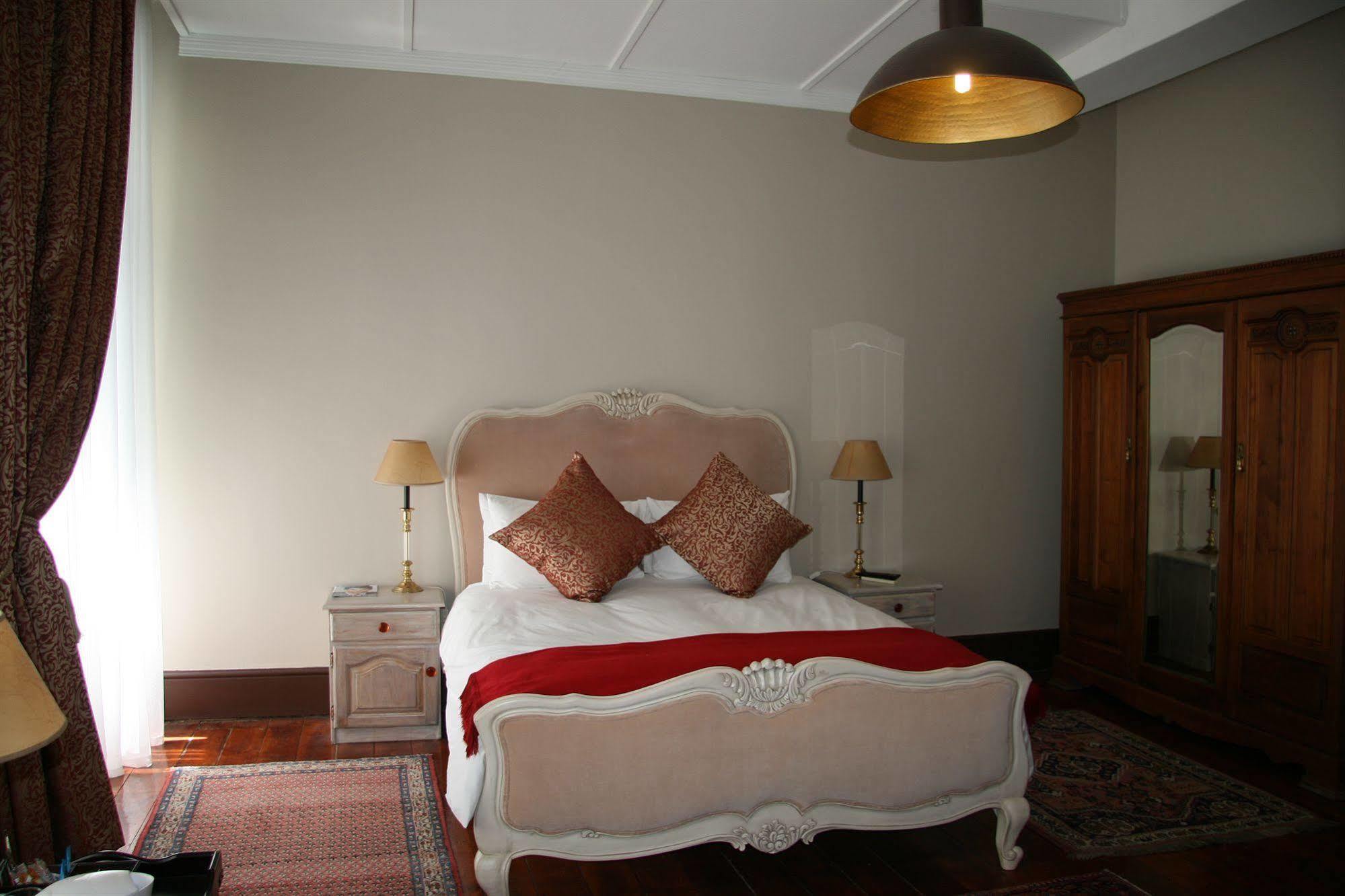 Tudor Hotel Cape Town Exterior photo