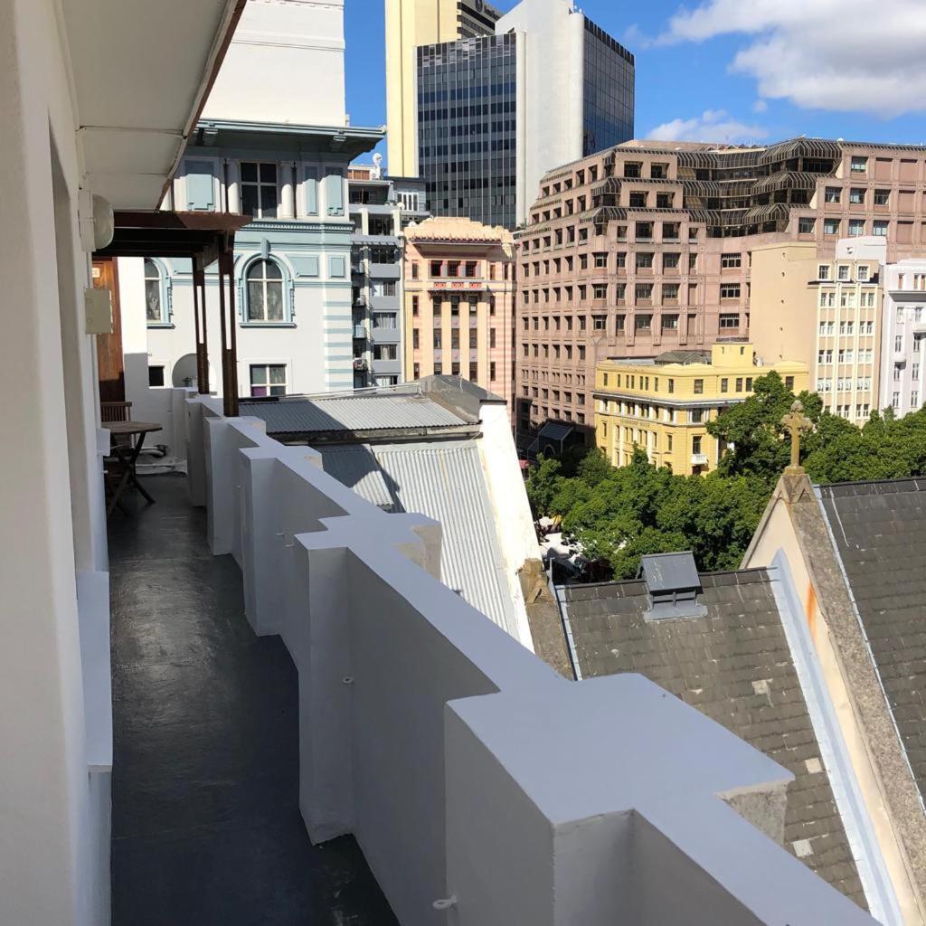 Tudor Hotel Cape Town Exterior photo
