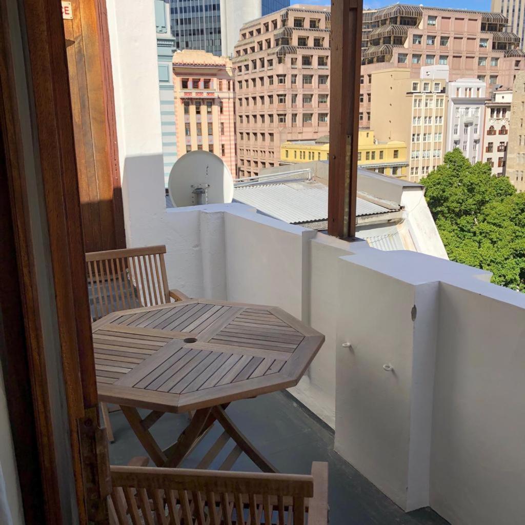 Tudor Hotel Cape Town Exterior photo